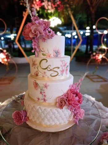 Creative Wedding Cakes in Goa