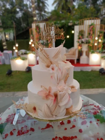 Creative Wedding Cakes in Goa