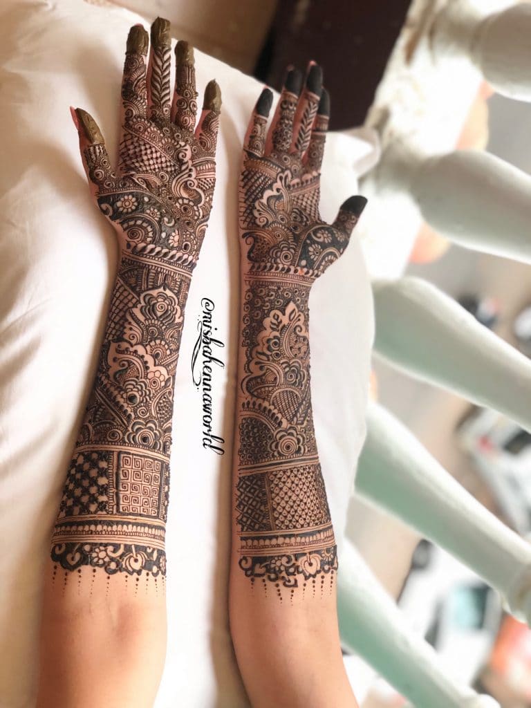 Professional Mehendi Artist in Goa