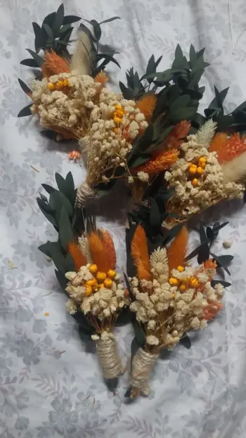 Artistic Flower Accessories