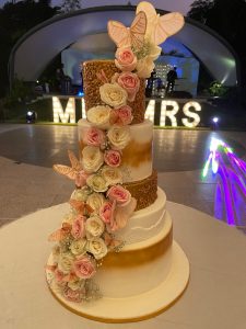 Custom made Cakes for Weddings