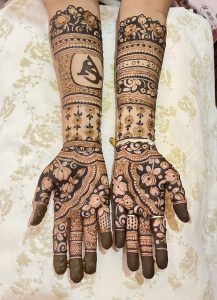 Henna Artist in Goa