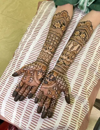 Henna Artist in Goa