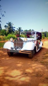 Vintage wedding car rentals in Goa
