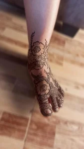 Creative Henna Artist in Goa