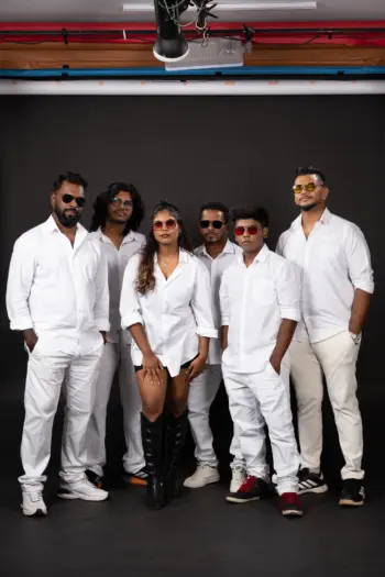 Dark Circle band
