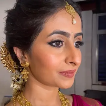 Makeupartistrybynashra