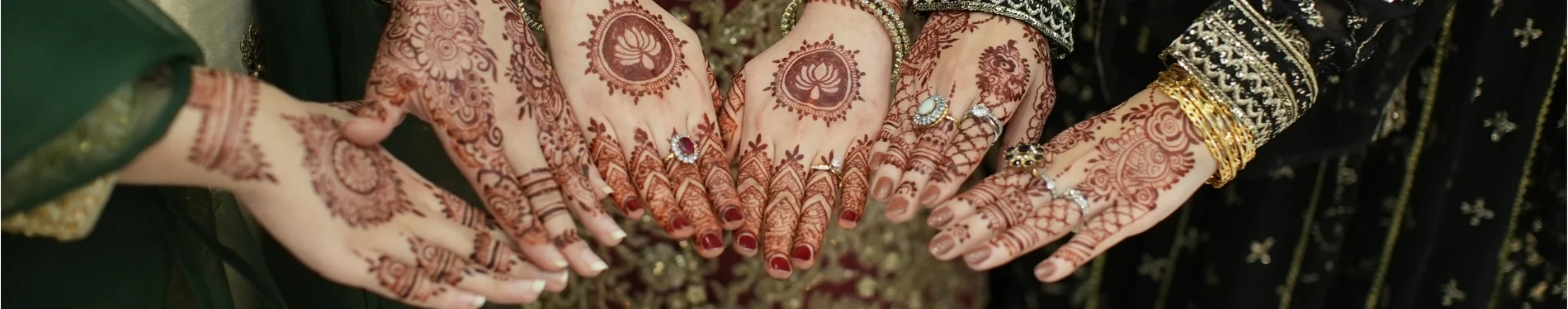  Mehendi Artists