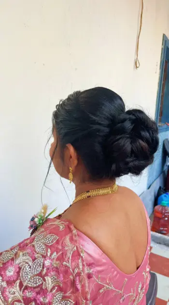 Makeup & Hair Artist In Goa