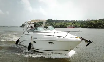 Yatch For Pre Wedding Photo Shoot