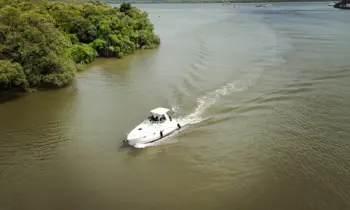 Yatch For Pre Wedding Photo Shoot