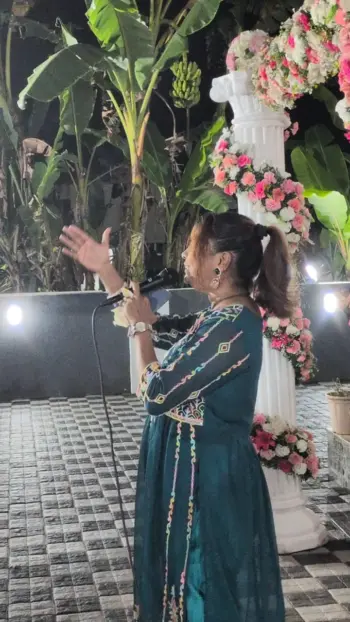 Emcee Leona Fernandes