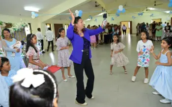 Lively Emcee in Goa