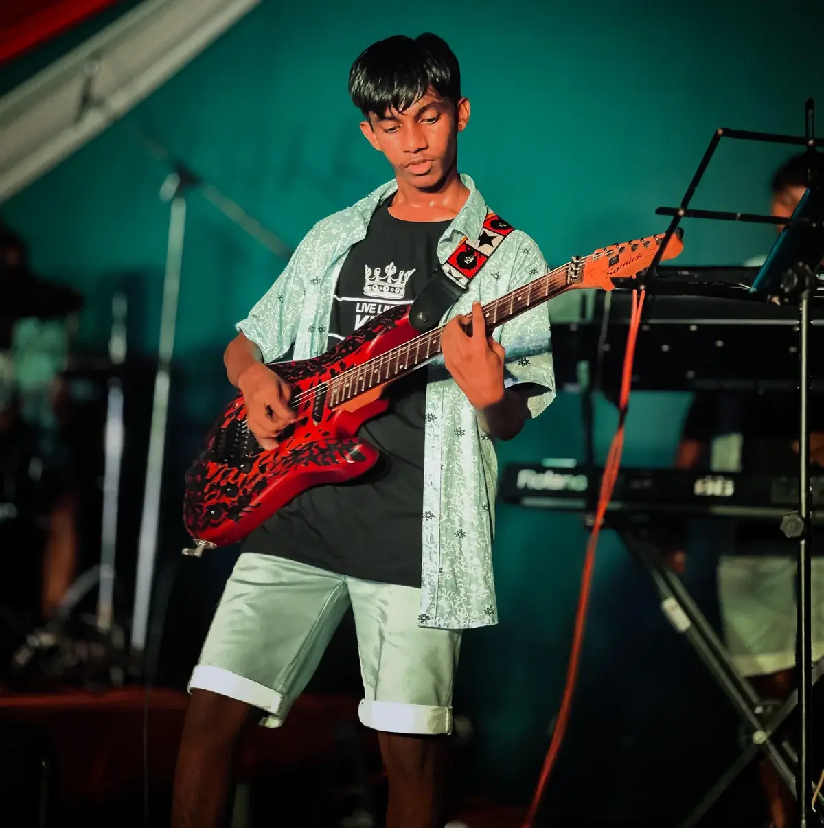 Riyano fernandes